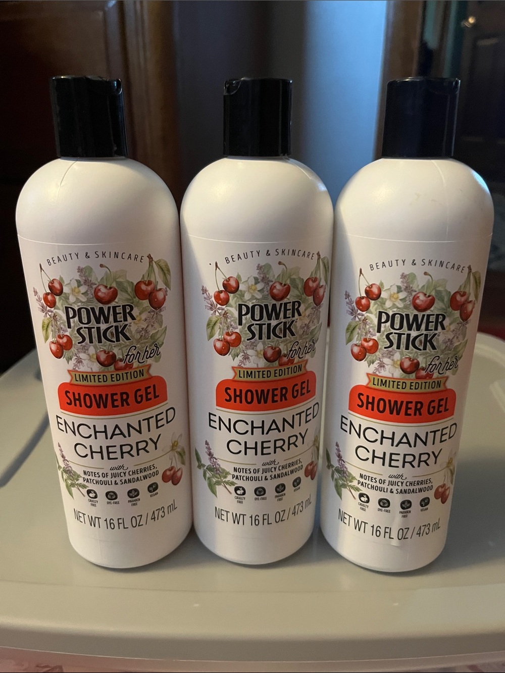 Enchanted Cherry Limited Edition Shower Gel - White